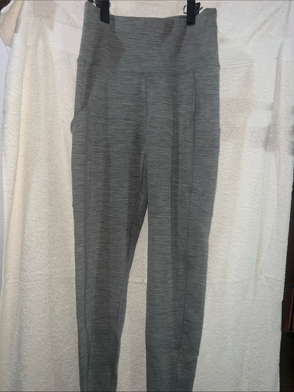 American Eagle Outfitters heathered Grey High-Waist Ponte Leggings with Pockets